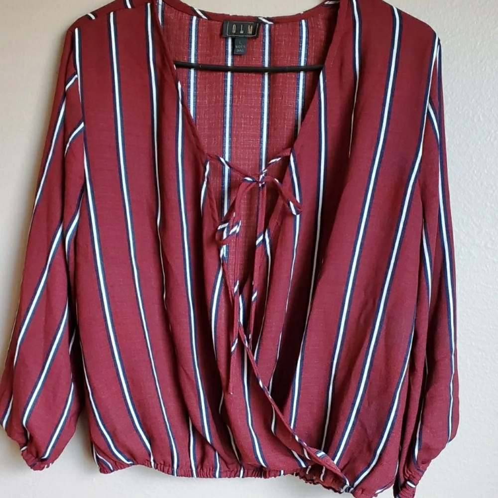 Burgundy surplice  puff sleeve top